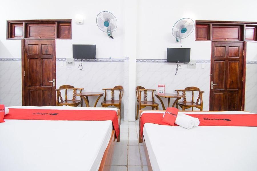 Reddoorz Hoang Tuan Hotel Ho Chi Minh City Bagian luar foto