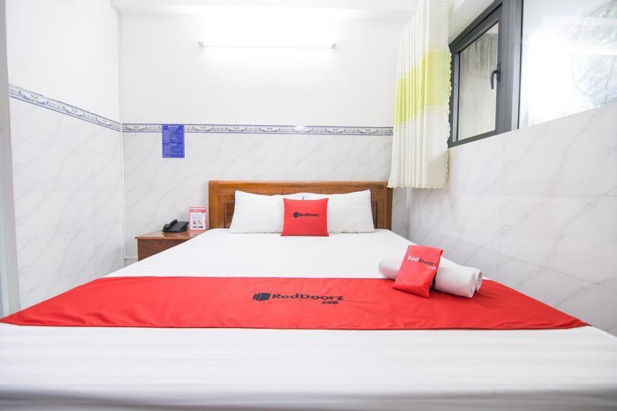 Reddoorz Hoang Tuan Hotel Ho Chi Minh City Bagian luar foto
